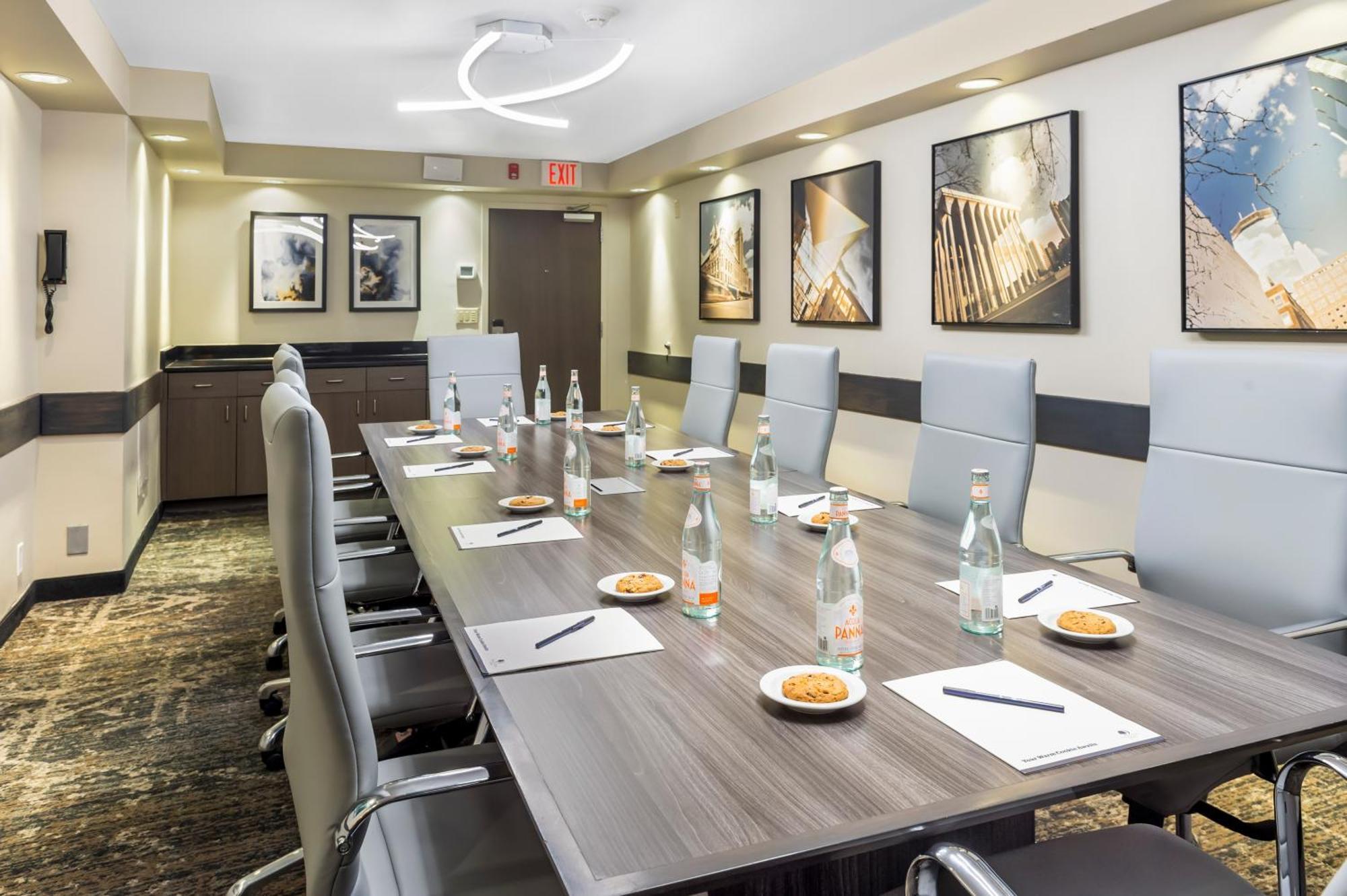 Doubletree By Hilton Roseville Minneapolis Екстериор снимка