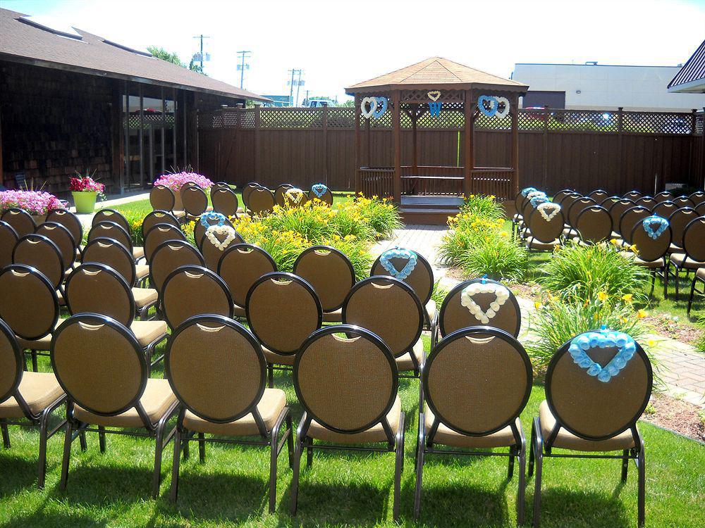 Doubletree By Hilton Roseville Minneapolis Екстериор снимка